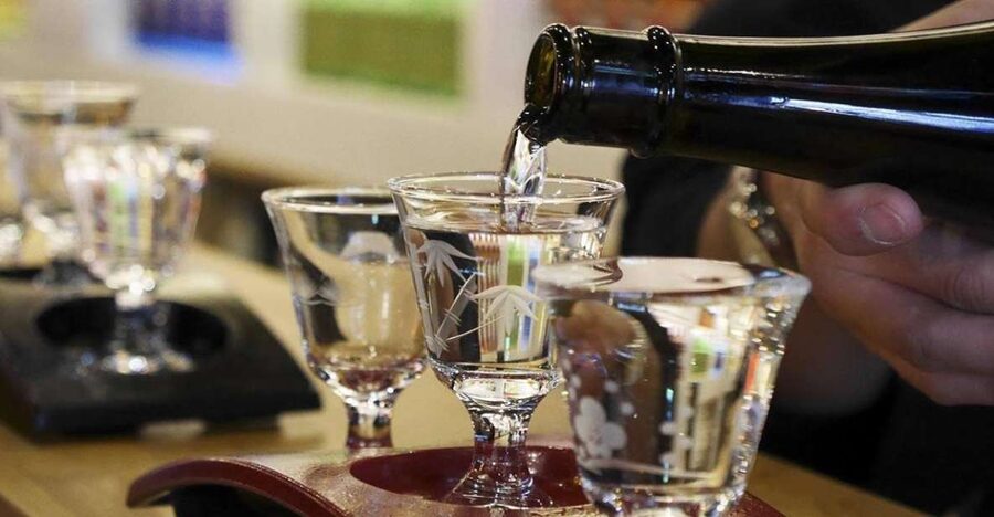 Kyoto Sake Brewery Tour - The sake tasting: from crisp to luscious