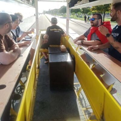 1-Hour Beer, Sangria or Wine Bike Sightseeing Tour