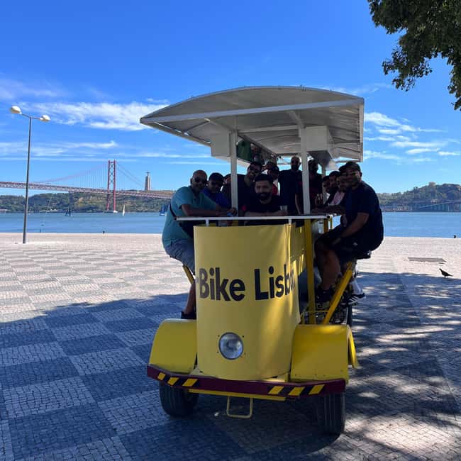 Lisbon: 1-Hour Beer, Sangria or Wine Bike Sightseeing Tour - Toilets, pedaling, and the one-hour clock