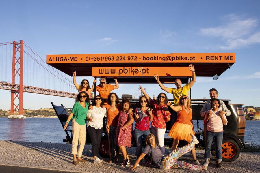 Lisbon: Fun Beer Bike by the Seafront - Drinks, seating, and the group rhythm