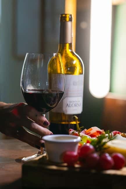 Lisbon: Taste Portugal - Wine or Beer with Local Bites - Choosing wine or the five-beer flight
