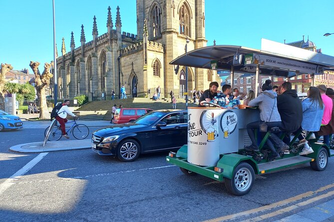 LIverpool beer or prosecco bike tour - Who will enjoy this most