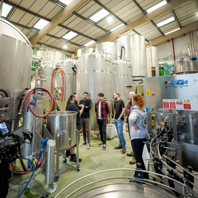 London: Craft Brewery Tour with Tasting of 4 Beers - Timing, clothing, and practical details