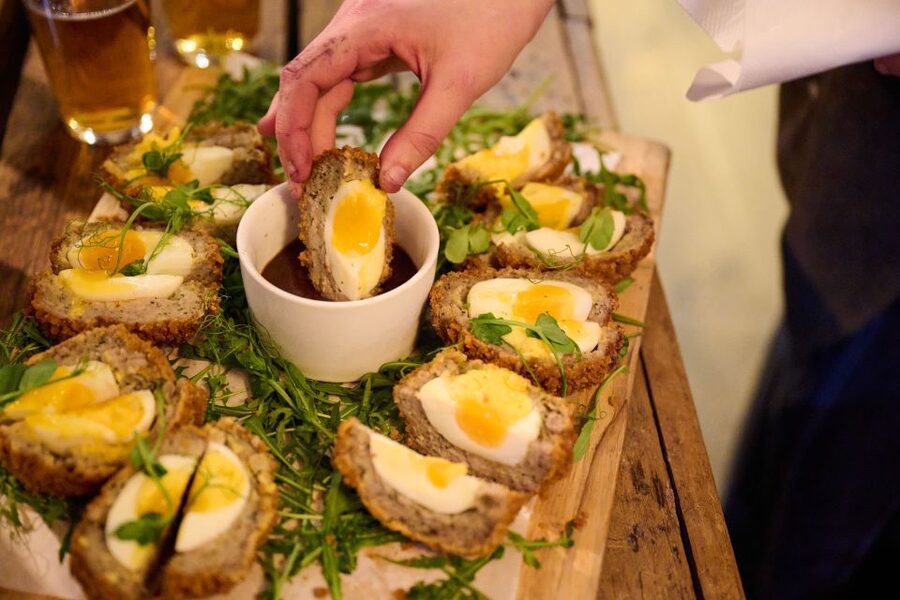 London: Historic Pubs, British Ales & Classic Dishes - Ye Olde Cheshire Cheese after the Great Fire