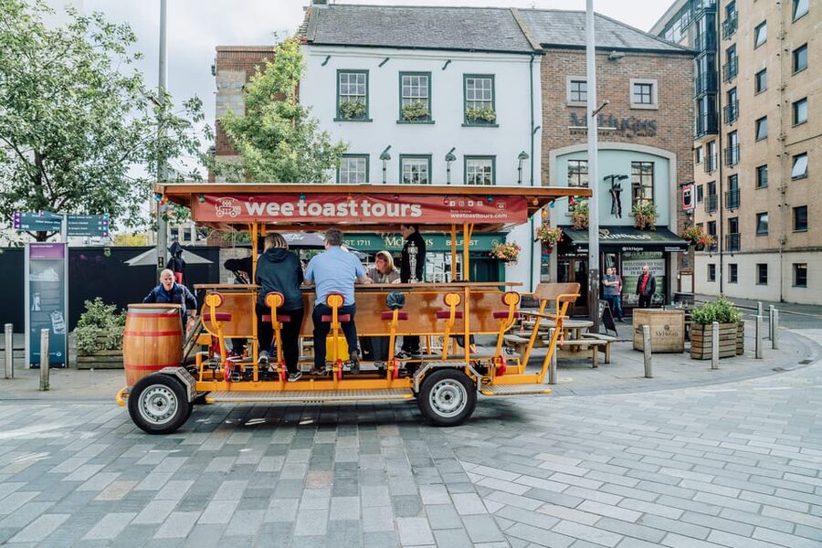 London: Piccadilly and Soho Beer Bike Tour - One hour or two hours in central London