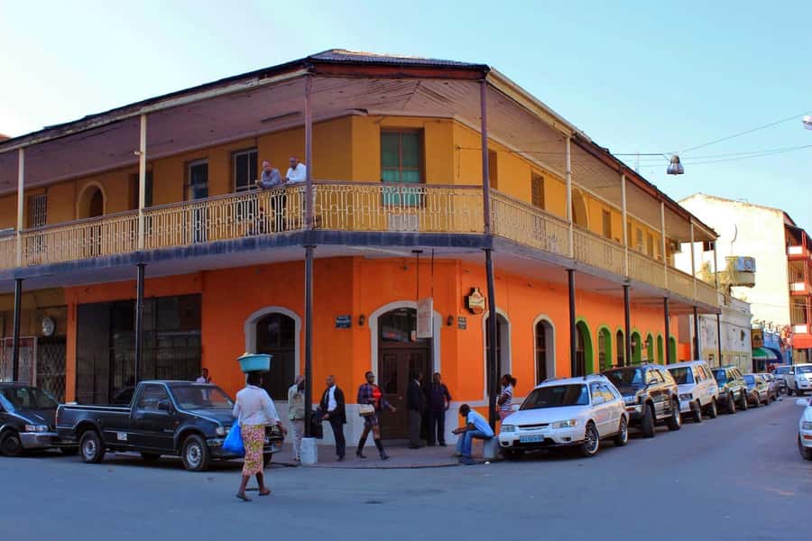 Maputo: Highlights Tour with Local Beer Tasting - Why this three-hour walk works well in Maputo