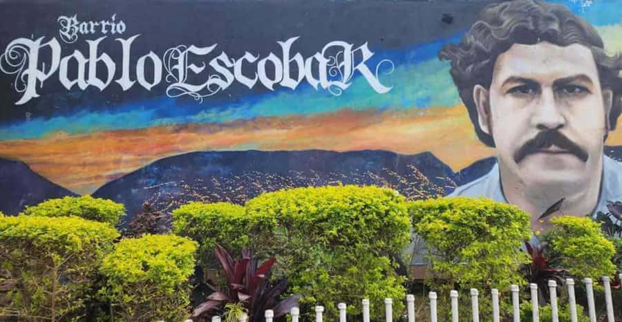 Medellín: Pablo Escobar Tour with beer included - The Pablo Escobar neighborhood and mural