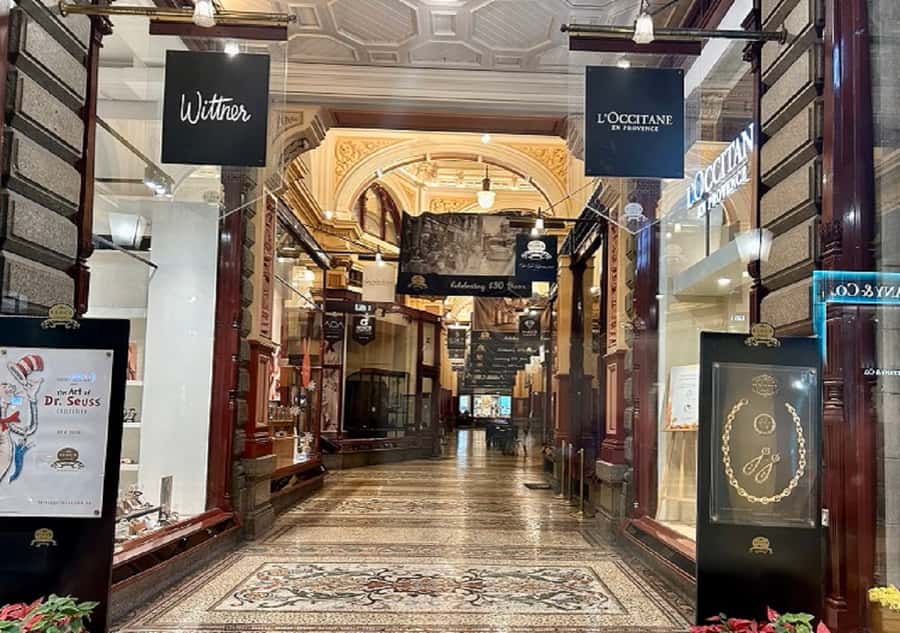 Melbourne: Spirits and Ales Haunted Pub Walking Tour - The former police station and its unsolved murder