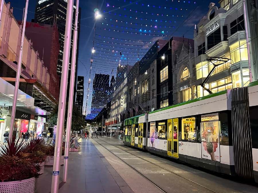 Melbourne: Spirits and Ales Haunted Pub Walking Tour - Melbourne’s oldest pub and a scandalous affair
