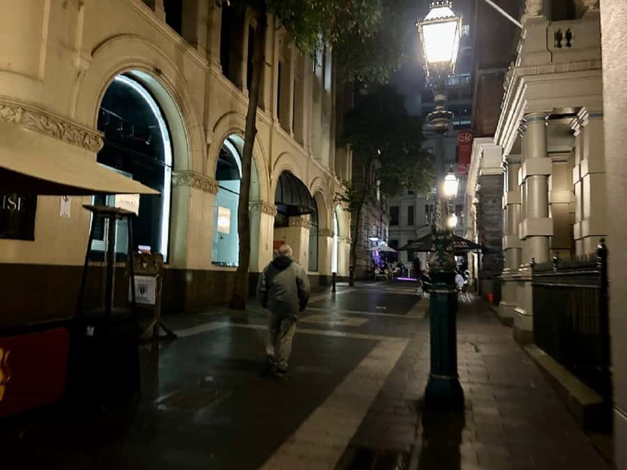 Melbourne: Spirits and Ales Haunted Pub Walking Tour - Starting at Young & Jacksons Hotel