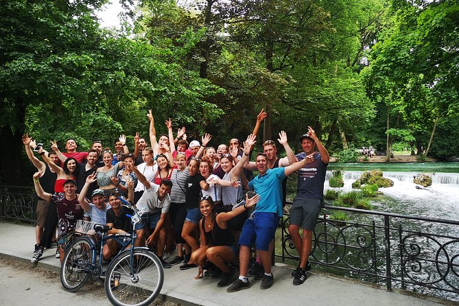 Mini Classic Bike Tour @ 4pm incl. Beer Garden & Surfers 2,5 hrs - Hofgarten and Munich’s royal green space