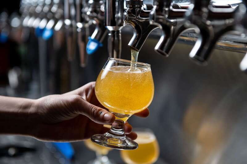 Montreal Old Port: Craft Brewery and Beer Tasting Tour - What Antoine adds to the afternoon