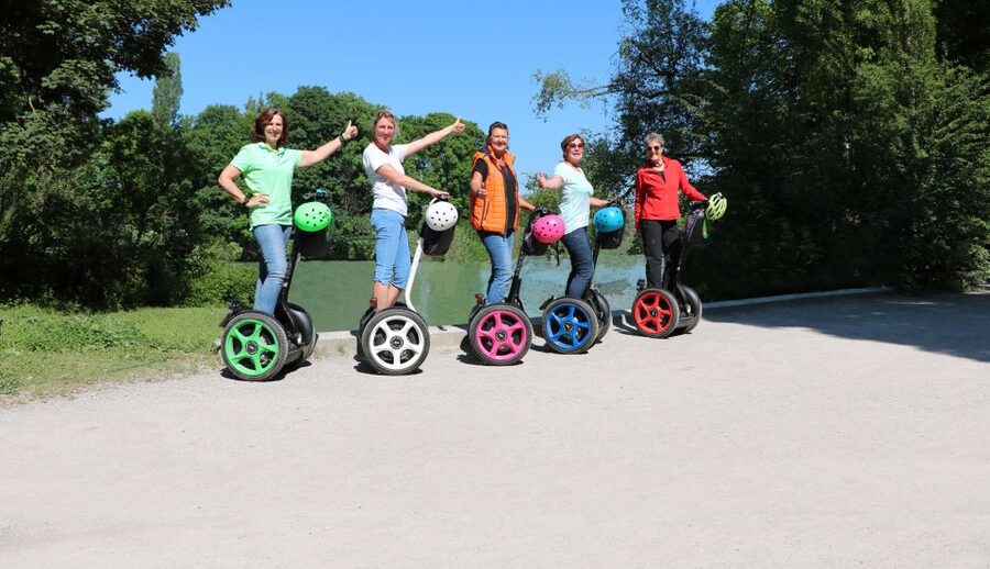 Munich: Beer Stories Guided Segway Tour - The English Garden and the Chinese Tower beer garden