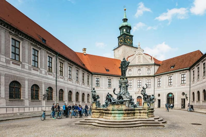 Munich: Guided City Tour by Bike with Beer Garden Stop - Key points at a glance