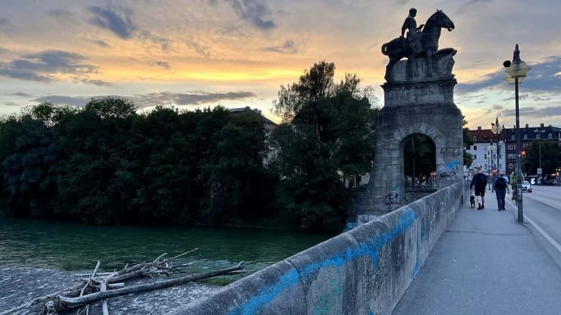 Munich: Guided Craft Beer & Cultural Tour With Snack - Booking details worth keeping in mind