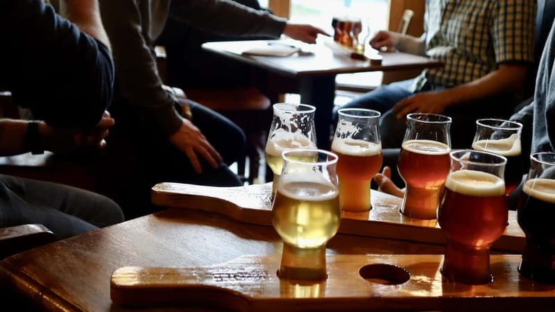 Munich: Guided Craft Beer & Cultural Tour With Snack - From old Bavarian brewing to modern craft beer