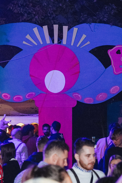 Munich: Oktoberfest Beer Festival with Camping - Understanding the optional unlimited drinks deal
