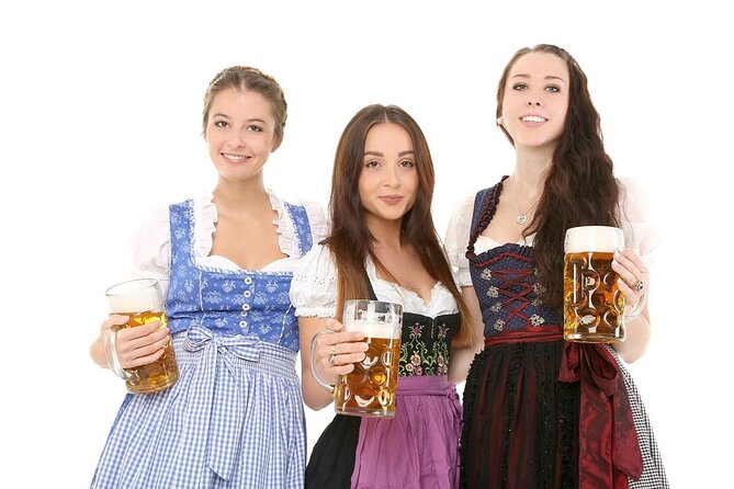 Munich: Oktoberfest Lunch/Dinner table reservation big beer tent - The guide’s role, and where it ends