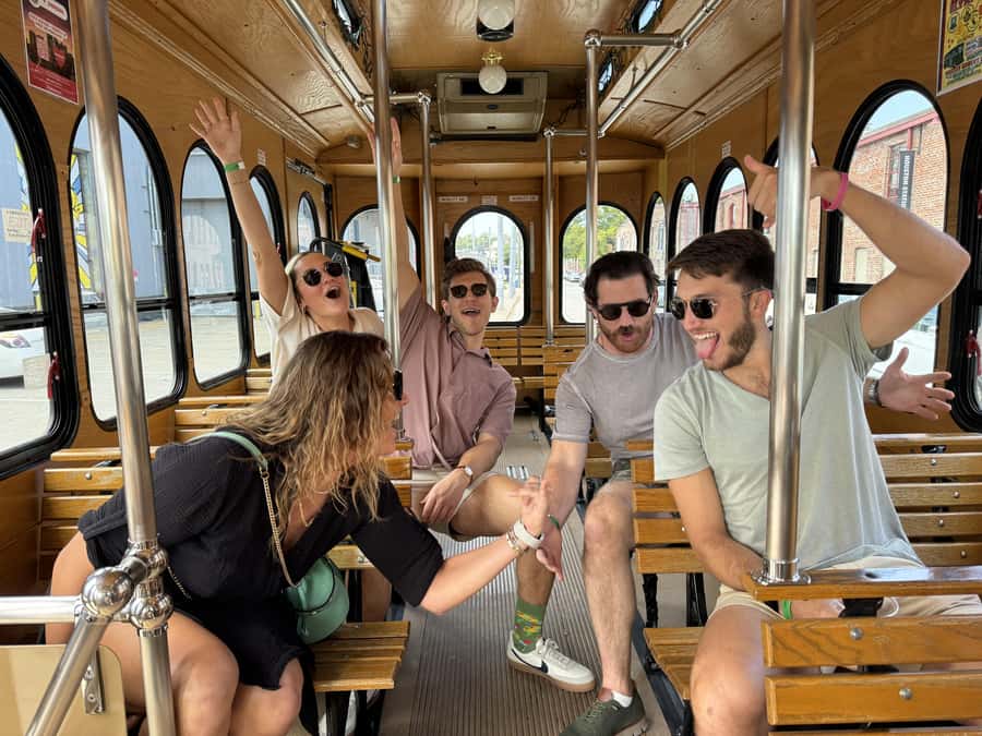 Nashville: Hop-On Hop-Off Brewery Trolley Tour - Honeytree Meadery adds a different pour