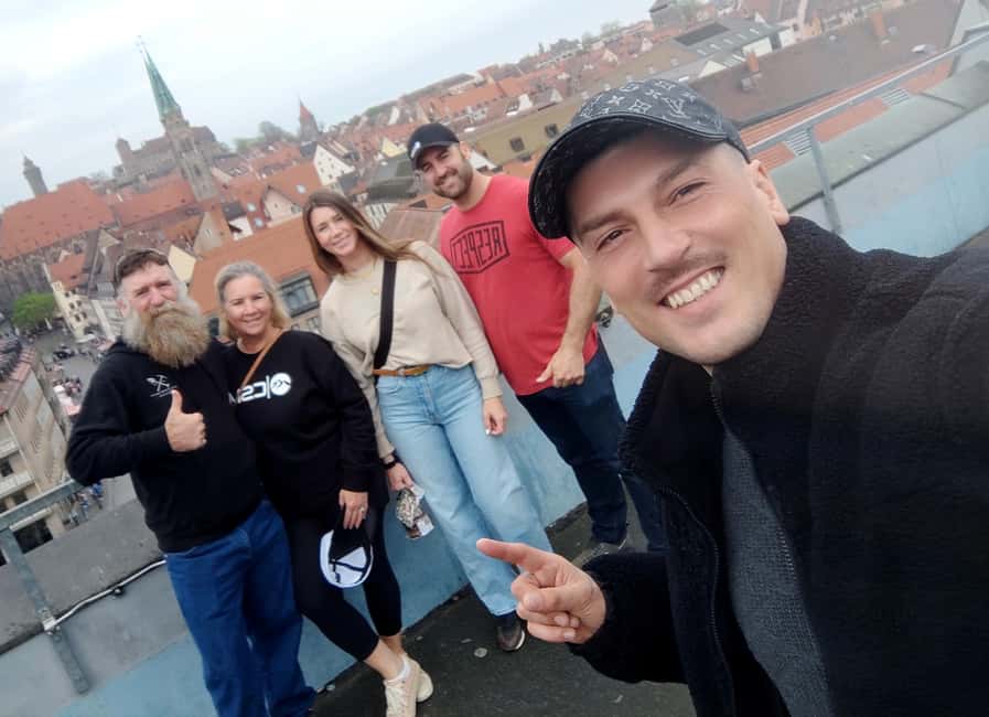 Nuremberg: Castle and Old Town Tour - incl. Tickets and red beer tasting - Starting at the Hexenhäusle by Nuremberg Castle