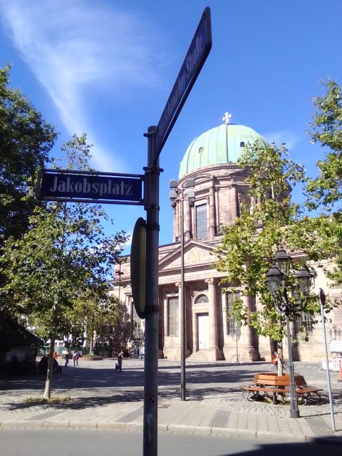 Nürnberg City Tour with Traditional Dinner & Beer - The 1. FC Nürnberg stadium stop