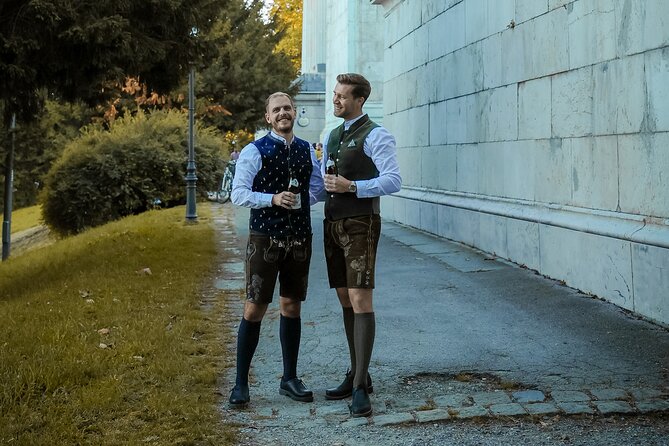 Oktoberfest Experience in Munich: Fun, Food, Beer & Seats - Key points at a glance