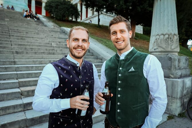 Oktoberfest Experience in Munich: Fun, Food, Beer & Seats - Why a reserved table matters at Oktoberfest
