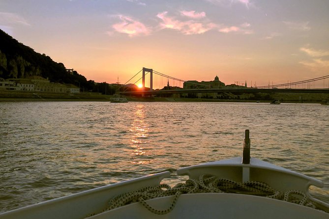 One hour Hen or Stag private party boat Budapest with unlimited beer and wine - A Private Danube Party With Budapest as the Backdrop