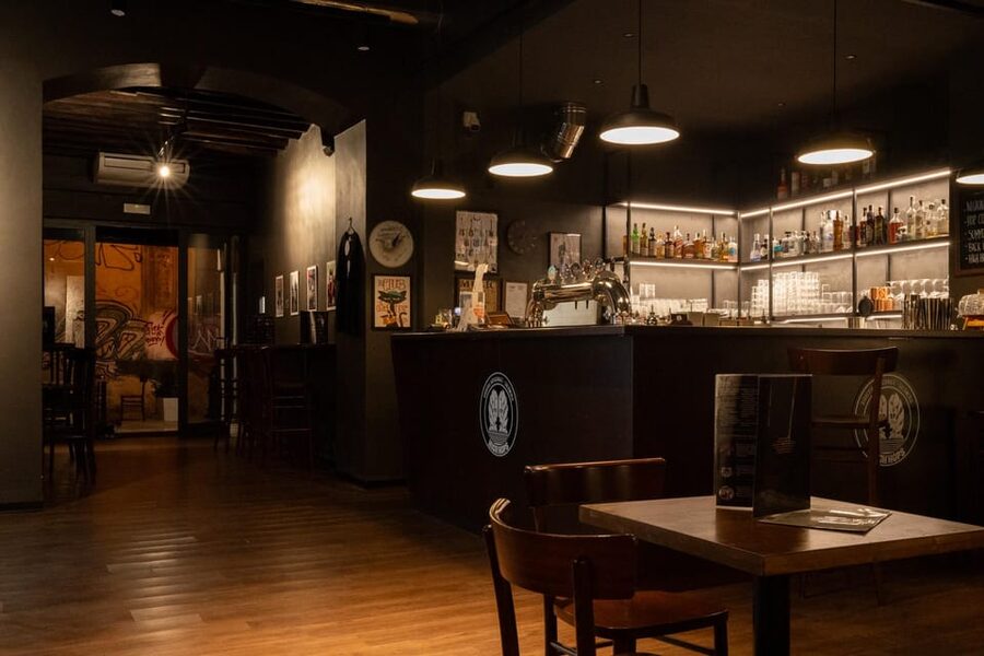 Palermo: Craft beer tasting with food samples at High Hops - Should you book High Hops?