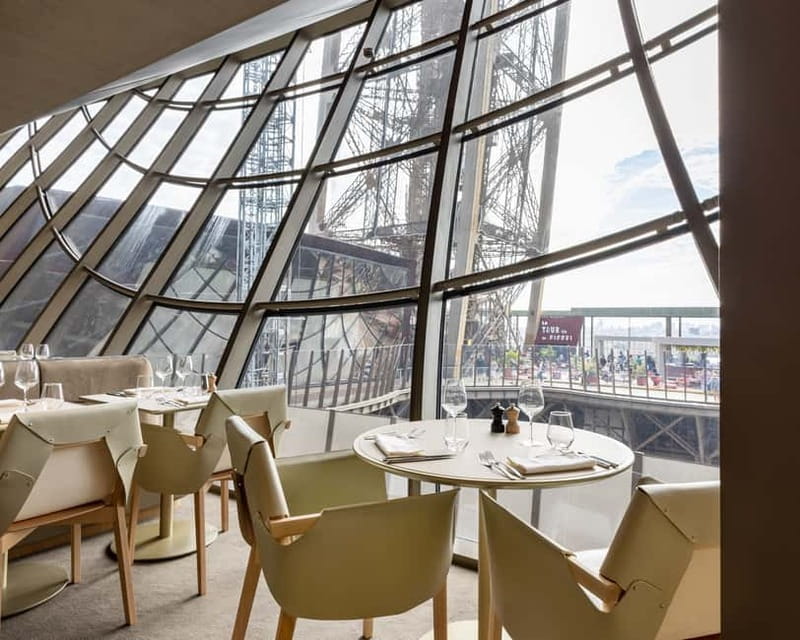 Paris: 3-Course Lunch at Eiffel Tower's Madame Brasserie - Exploring the first floor after eating