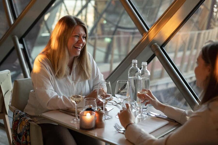 Paris: Early Dinner at Madame Brasserie in the Eiffel Tower - Should you book Madame Brasserie?