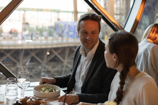 Paris Early Evening Dinner at Eiffel Tower's Madame Brasserie - The Two-Hour Dinner Schedule