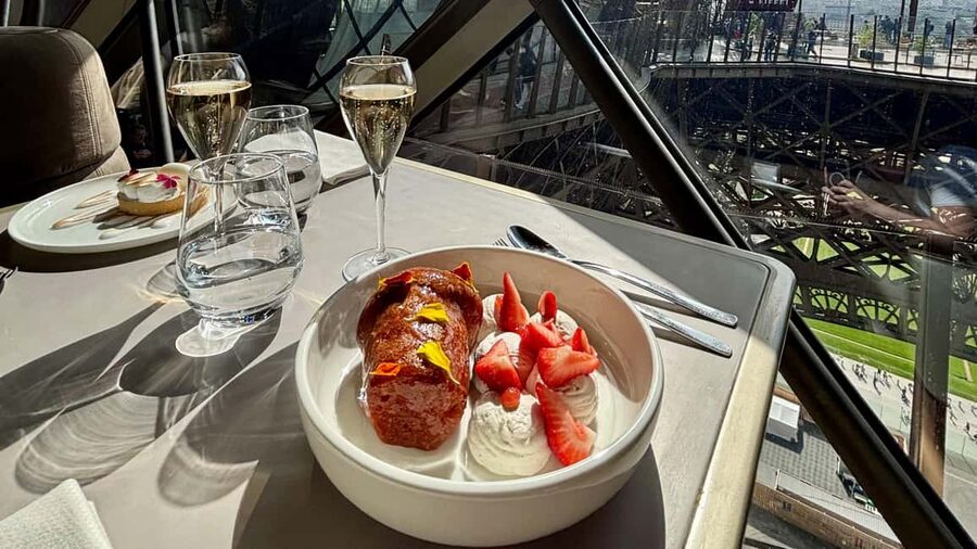 Paris: Eiffel Tower Dining, Gustave Menu at Madame Brasserie - The three-course Gustave Menu