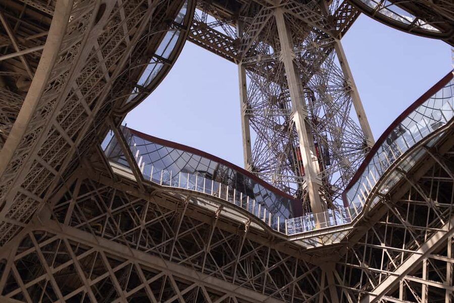 Paris: Eiffel Tower's Madame Brasserie 3-course lunch 12:00 - Key points to know before booking