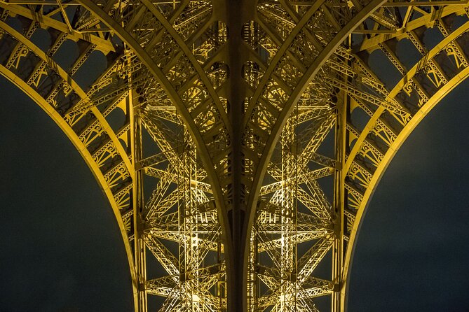 Paris Late Dinner at Eiffel Tower's Madame Brasserie Restaurant - Food quality: polished plates with uneven results