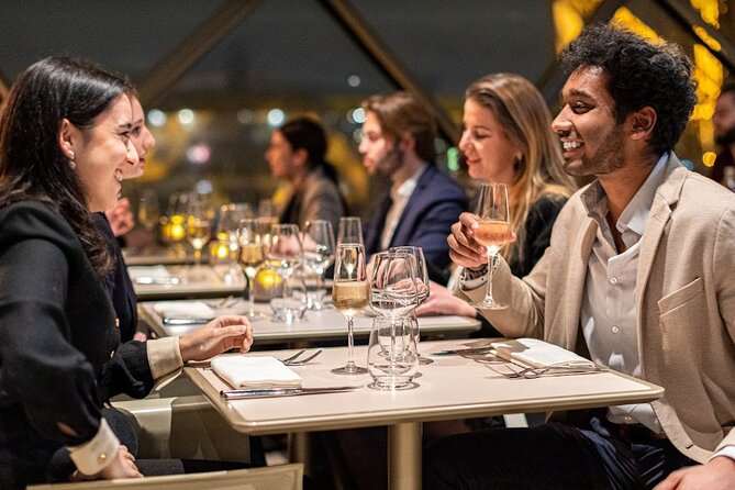 Paris Late Dinner at Eiffel Tower's Madame Brasserie Restaurant - How much the $184.42 price is worth