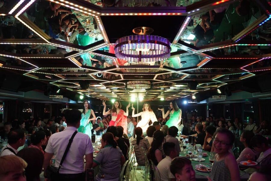 Pattaya: All Star Dinner Cruise, Cabaret Show & Beer Buffet - How to judge the $45 price
