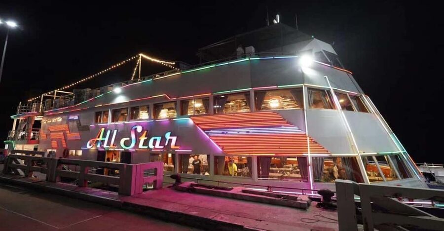 Pattaya: All Star Dinner Cruise, Cabaret Show & Beer Buffet - The cabaret is the main event
