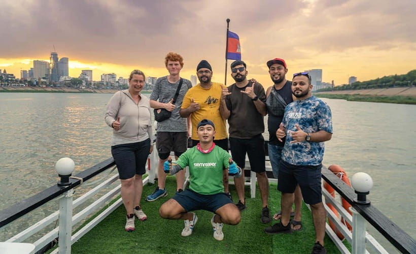 Phnom Penh: Bike & Boat Tour / E-Bike Available - Five details that make this ride worth considering