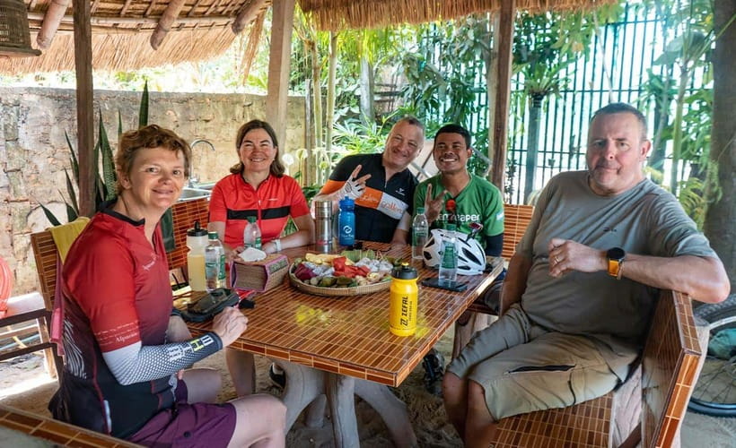 Phnom Penh: Bike & Boat Tour / E-Bike Available - Prek Bongkong Pagoda and the Buddhist countryside