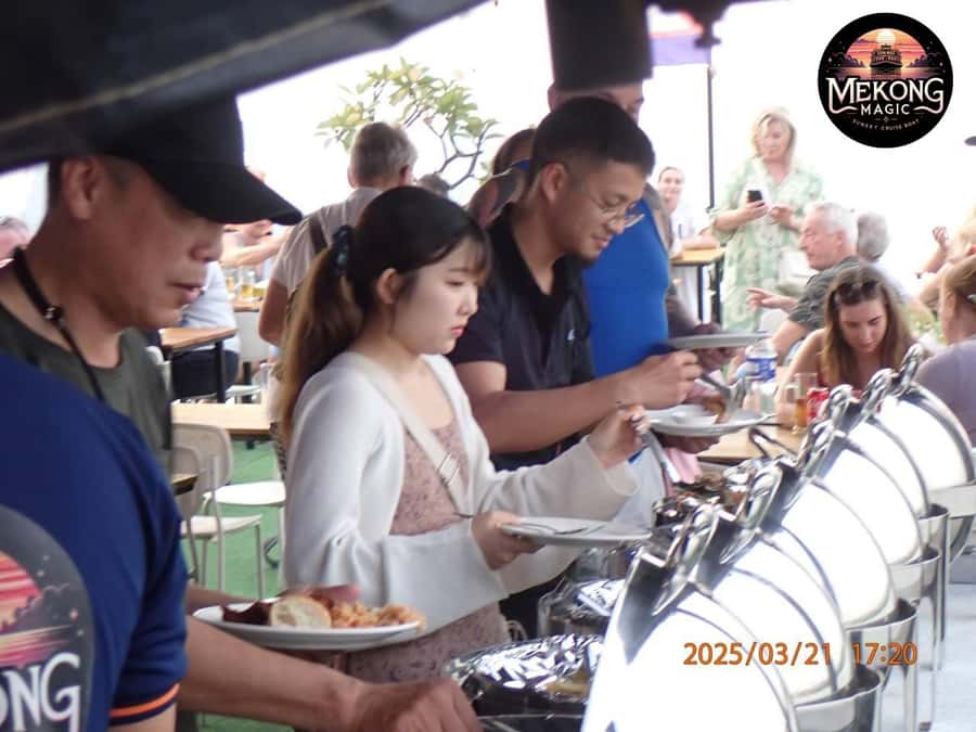 Phnom Penh: Sunset Cruise with Unlimited Beers & BBQ Buffet - What You See Along the Mekong