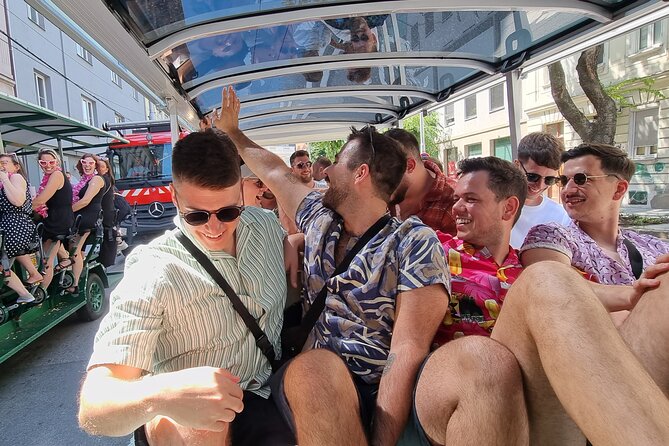 Pilsen Beer Bus for 18 years old above - What happens during the 75-minute ride