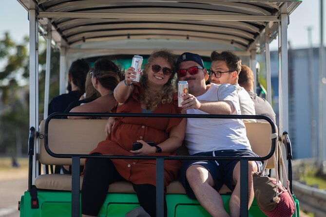 Pilsen Beer Bus for 18 years old above - The guide and the tone of the outing