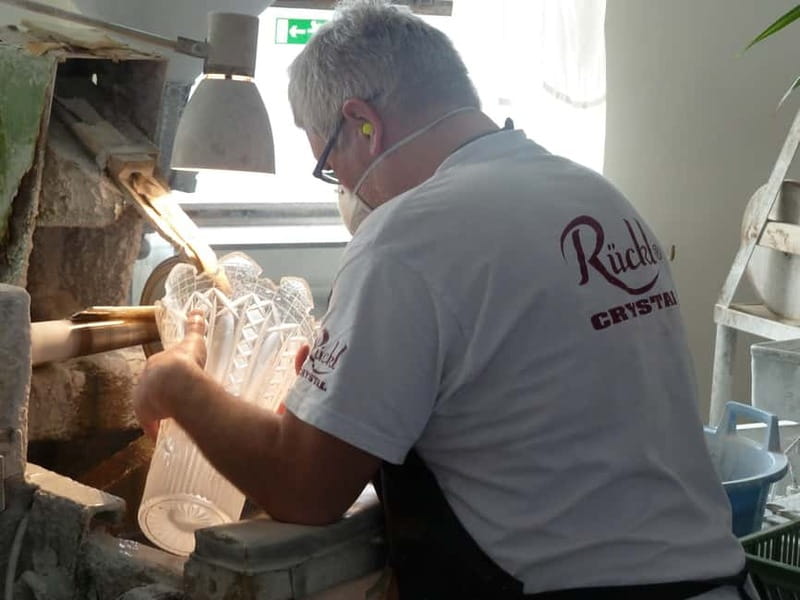 Pilsner Brewery & Nizbor Glass Factory Combination Tour - Lunch at U Salzmannů