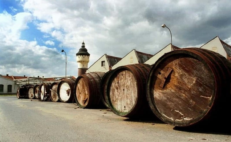 Pilsner Brewery & Nizbor Glass Factory Combination Tour - Meeting in Prague and setting out