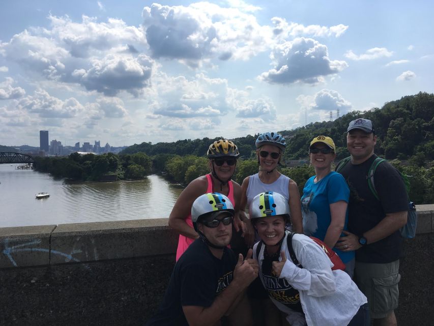 Pittsburgh: Bike and Brewery Tour - The Strip District and the food along the way