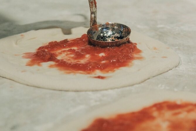 Pizza and Gelato | Cooking Experience in Garbatella (Draft Beer!) - Making a pizza from dough to oven