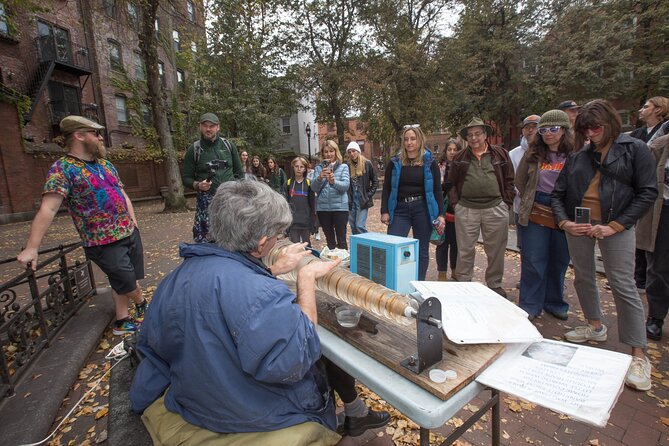 Pizza Beer and Paul Revere Tour - Why the group size changes the experience