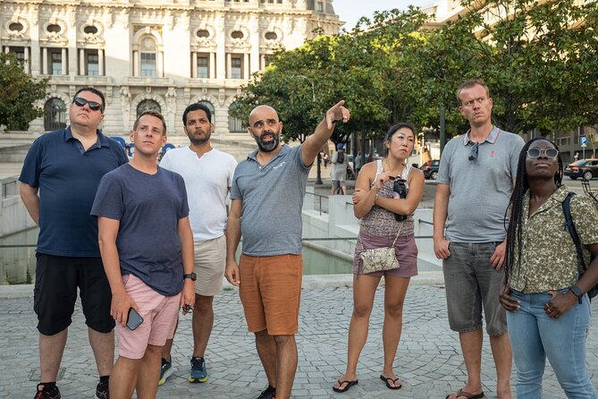 Porto Craft Beer Tour: 7 Beers + 3 Food Pairings in a Small Group - Catraio closes with two Portuguese craft beers