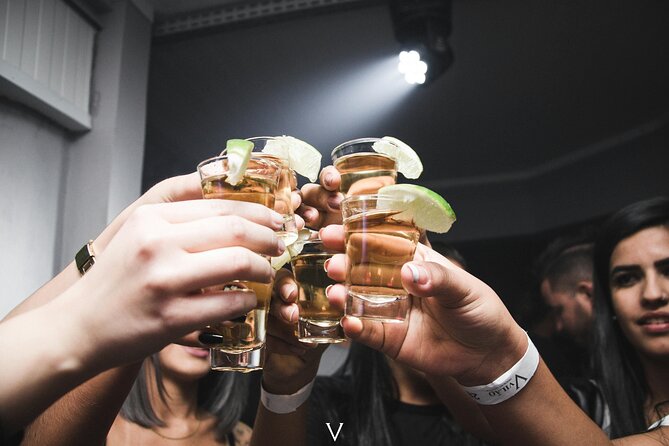 Porto Pub Crawl With Unlimited Beer - Free club entry at the end